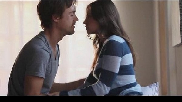 Hot Real Amateur Beauty in a Natural Homemade Scene