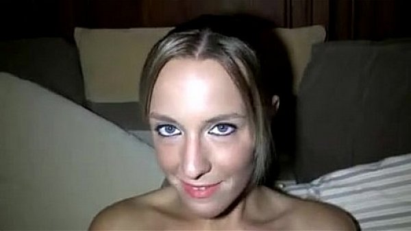 Amateur MILF in a Passionate Private Scene